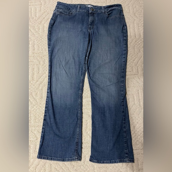 Riders by Lee 5 pocket curvy jeans wide leg button & zip fly stretch bootcut 16M - Picture 1 of 7